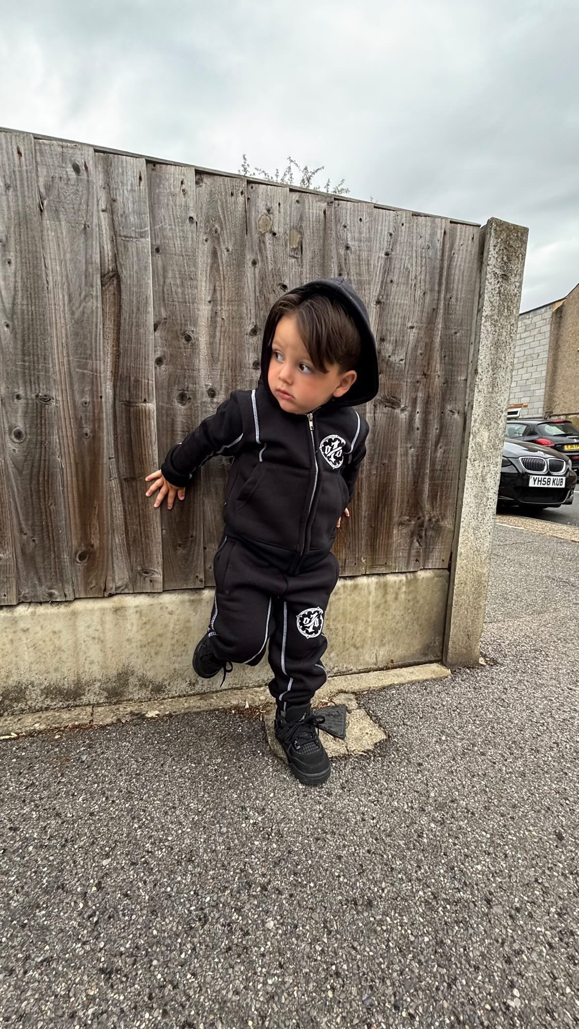 KIDS LUXOR TRACKSUIT — BLACK