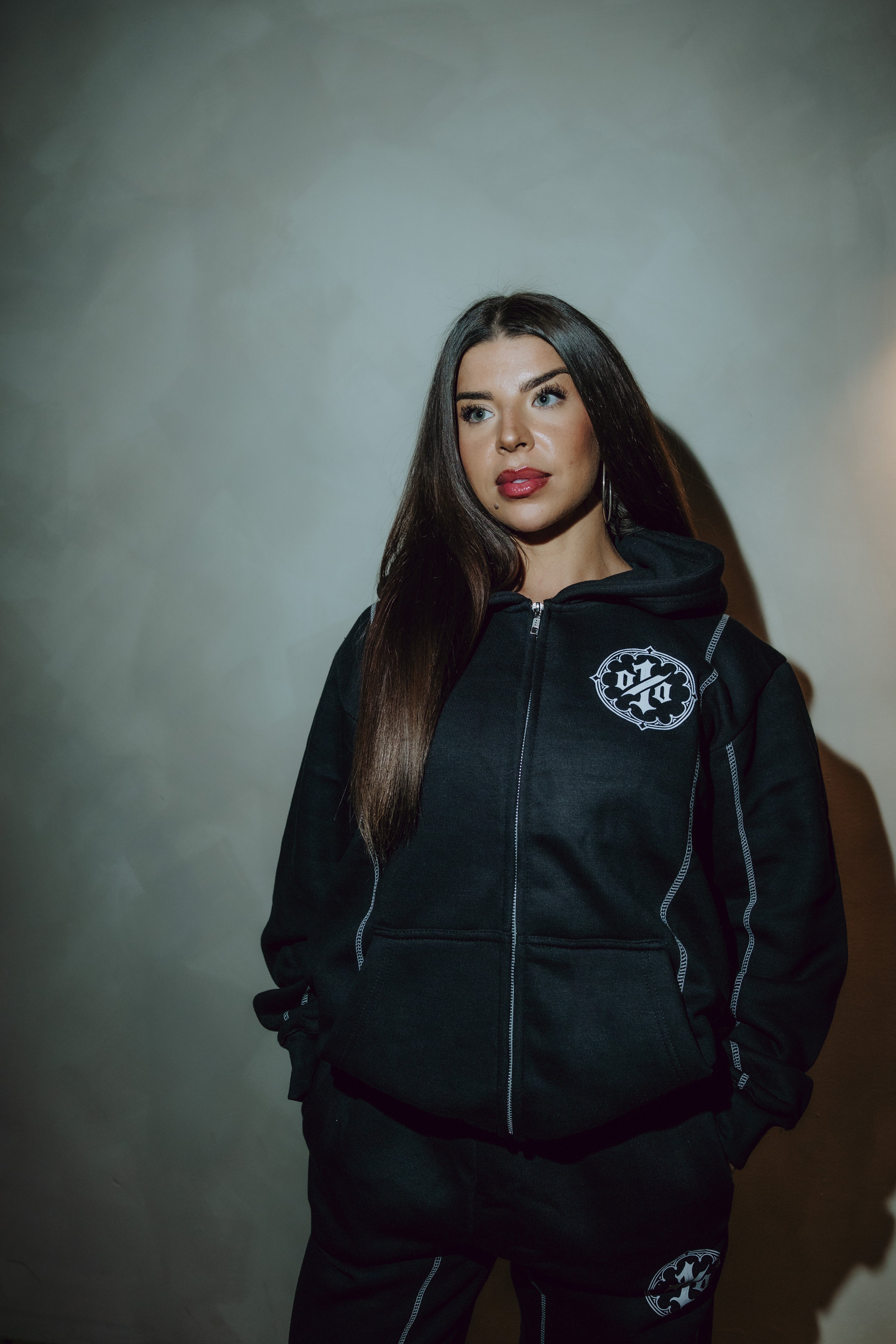 THE LUXOR TRACKSUIT — BLACK